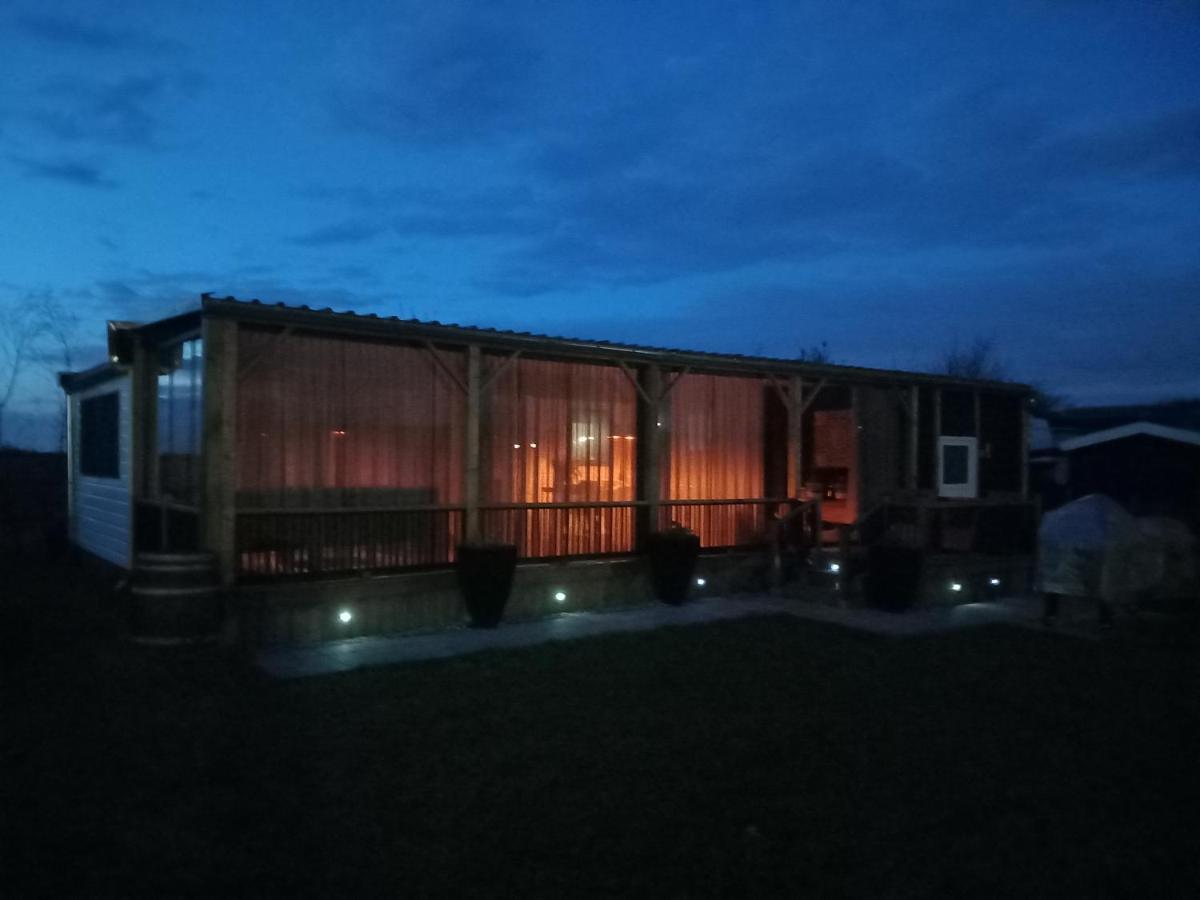 Glamping Aan De Thoolse Kust Poortvliet